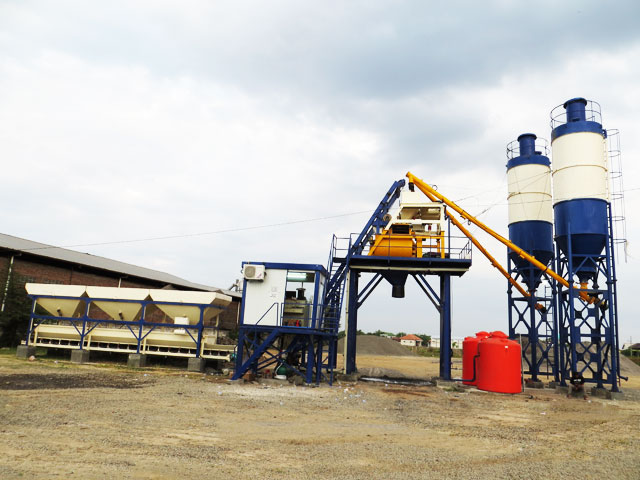 HZS35混(hùn)凝土攪拌站(zhan)